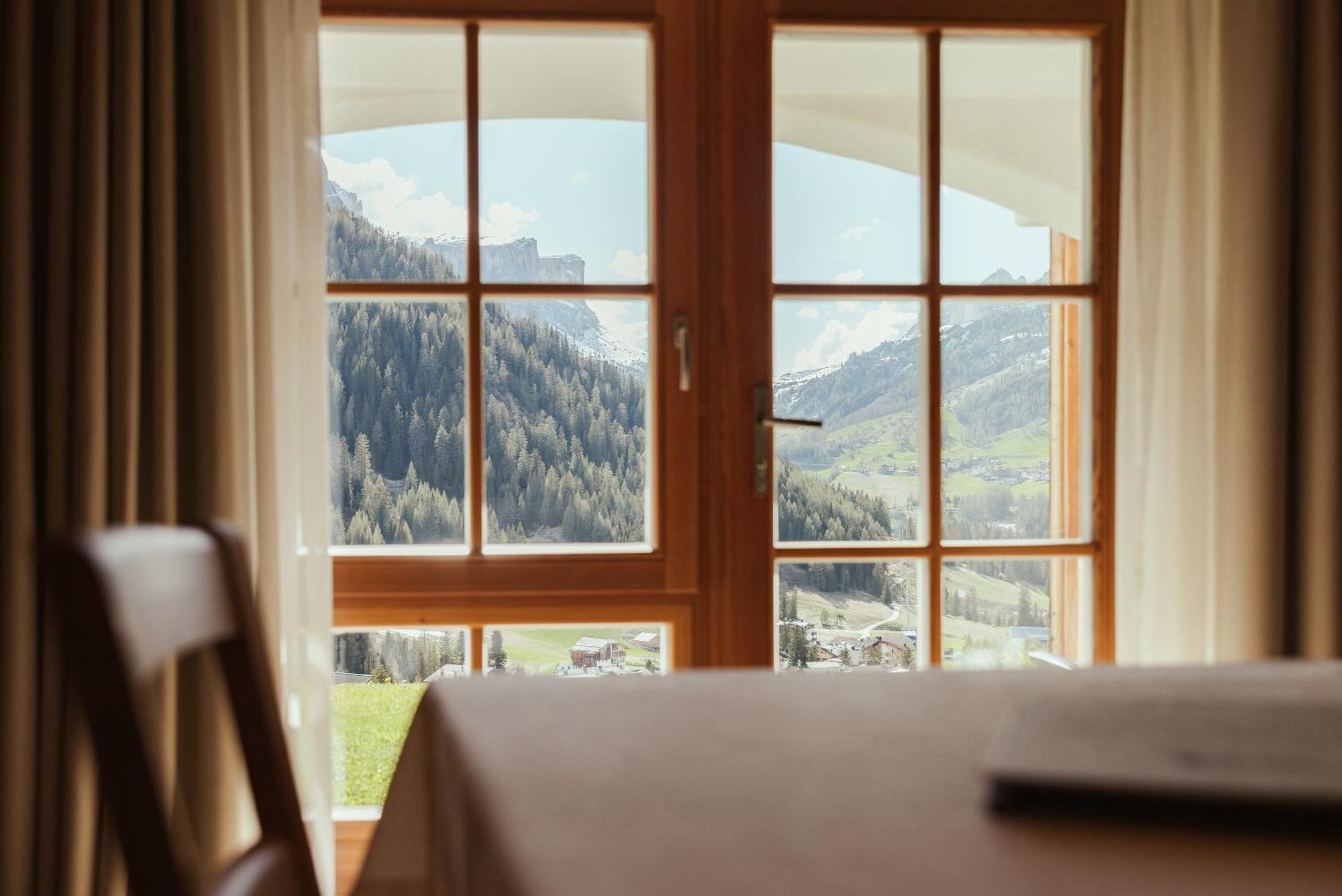 Refugium Laflu Apartments Corvara Buitenkant foto