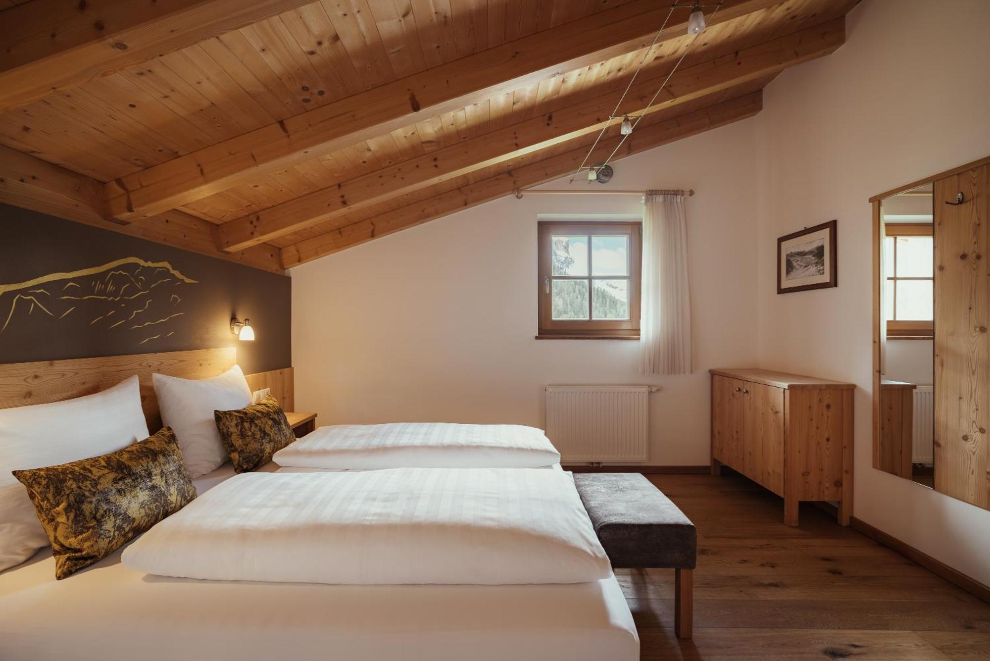 Refugium Laflu Apartments Corvara Buitenkant foto