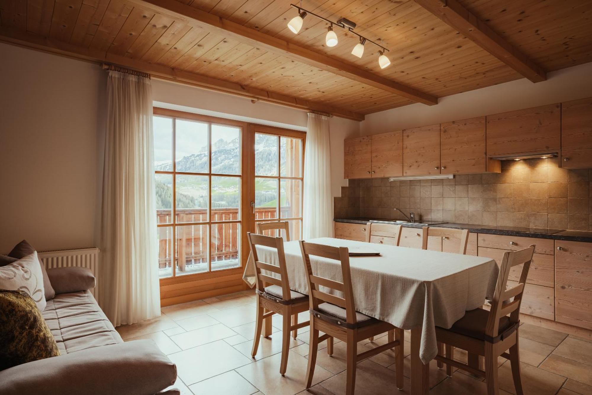 Refugium Laflu Apartments Corvara Buitenkant foto