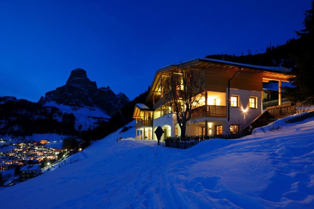Refugium Laflu Apartments Corvara Buitenkant foto